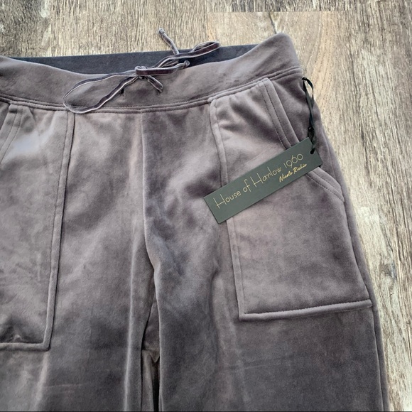 NWT House of Harlow 1960 Gray Velour Jogger Pants in XS - Picture 3 of 5